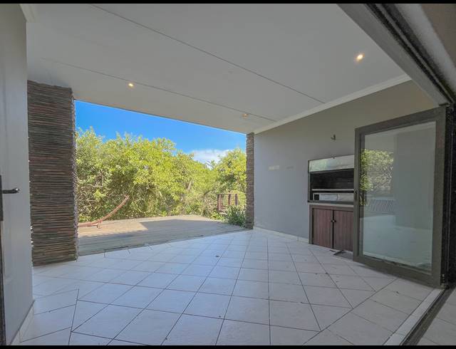 4 BEDROOM TOWNHOUSE FOR SALE IN ZIMBALI ESTATE